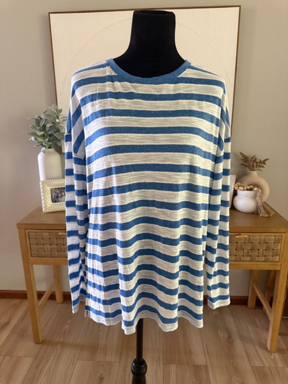 Belle by Kim Gravel Blue and White Beach/Vacation Striped Top Size L